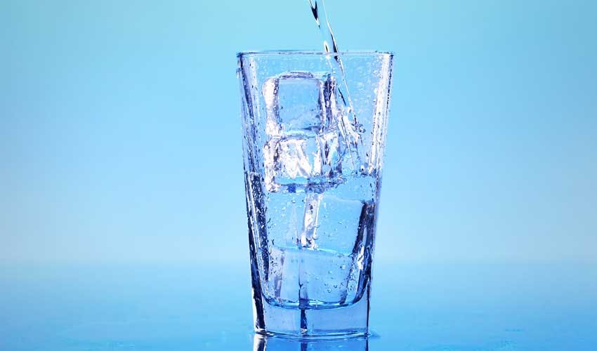 Drinking Cold Water Causes Stomach Ulcers