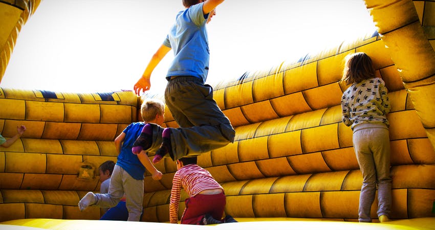 kids in bouncy castle